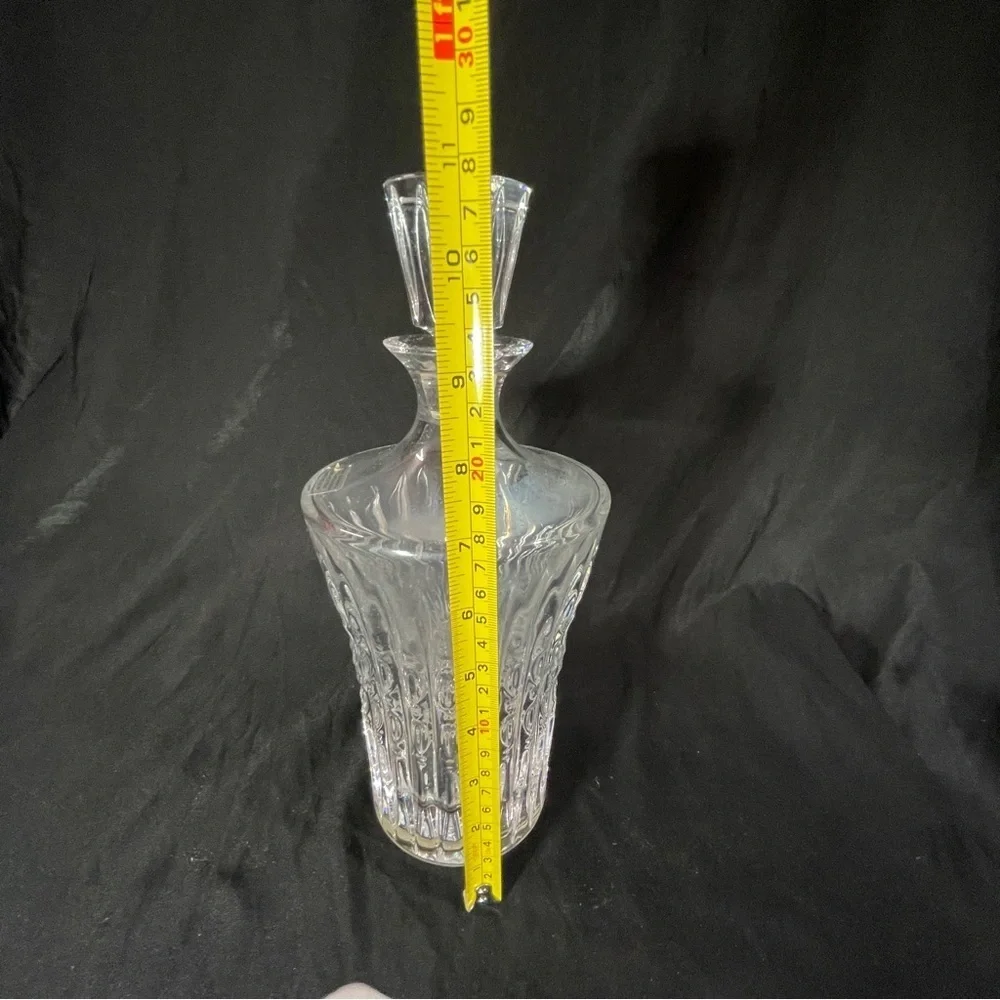 Elegant Clear Glass Decanter